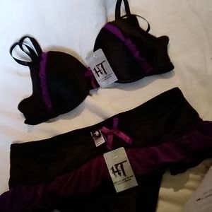 Hot Topic Bra and panties